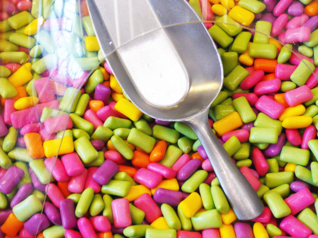 Pipe cleaners, pick’n’mix and colouring in – active learning goes back to basics!