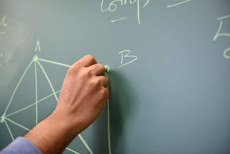 Practical methods of decoloniality in mathematics pedagogy