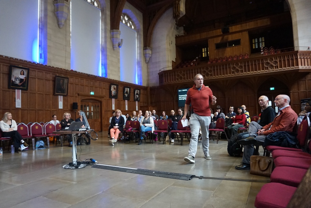 “In the circle, everyone is equal”: The lecture theatre in the round: mock-up event